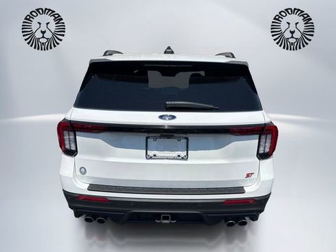 Used 2025 Ford Explorer ST w/ Sun And Sound Package AWD/4WD image 6