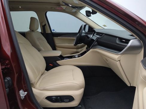 Used 2021 Jeep Grand Cherokee L Limited image 21