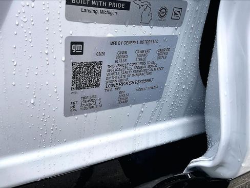 New 2026 Chevrolet Traverse High Country w/ LPO, Floor Liner Package FWD image 21