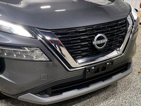 Used 2023 Nissan Rogue SV w/ SV Premium Package image 30