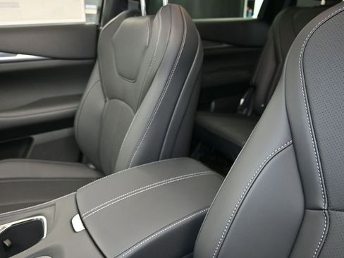 New 2027 INFINITI QX60 Luxe w/ Cargo Package FWD image 14