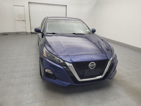 Used 2022 Nissan Altima 2.5 S FWD image 14