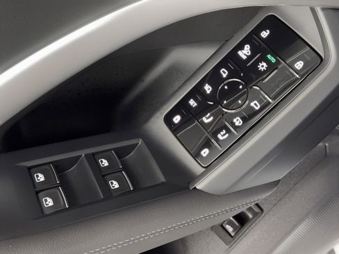 Certified 2025 Audi Q5 Premium Plus w/ Premium Plus image 15