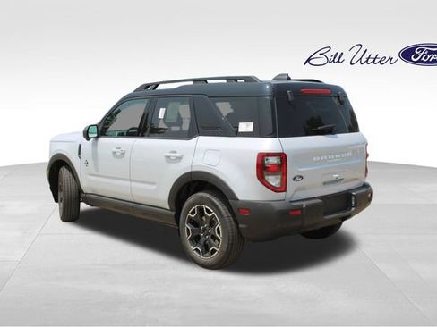 New 2026 Ford Bronco Sport Outer Banks w/ Outer Banks Tech Package+ AWD/4WD image 4
