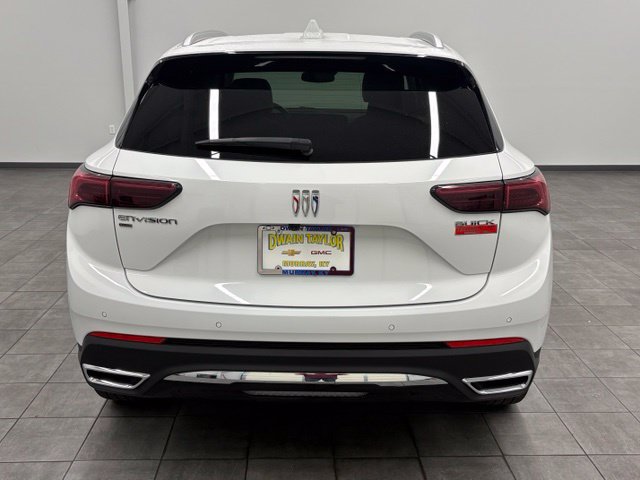 Used 2025 Buick Envision Preferred AWD/4WD image 3
