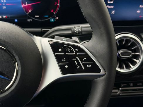 Used 2026 Mercedes-Benz GLA 250 image 26