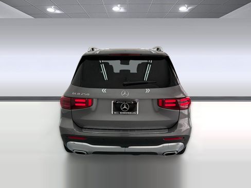 Certified 2026 Mercedes-Benz GLB 250 image 9