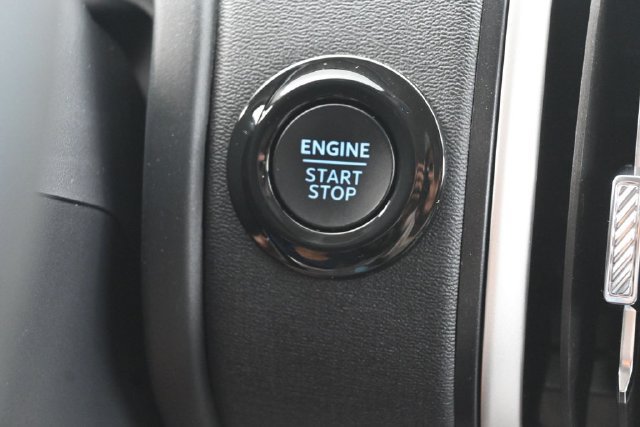 Used 2025 Ford Expedition Active AWD/4WD image 22