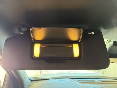 Used 2025 GMC Acadia Elevation image 60