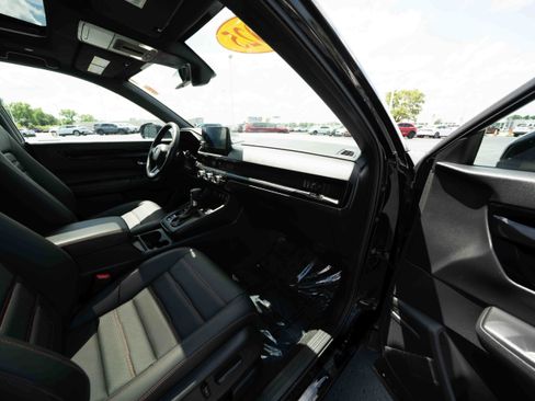 Used 2025 Honda CR-V Sport Touring image 26