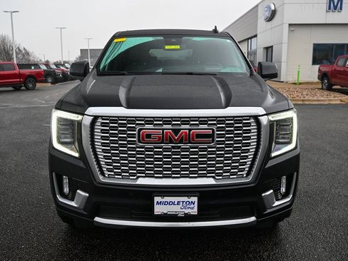 Used 2023 GMC Yukon XL Denali image 10
