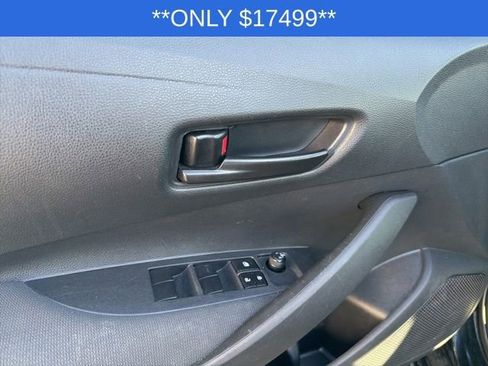 Used 2024 Toyota Corolla LE image 21