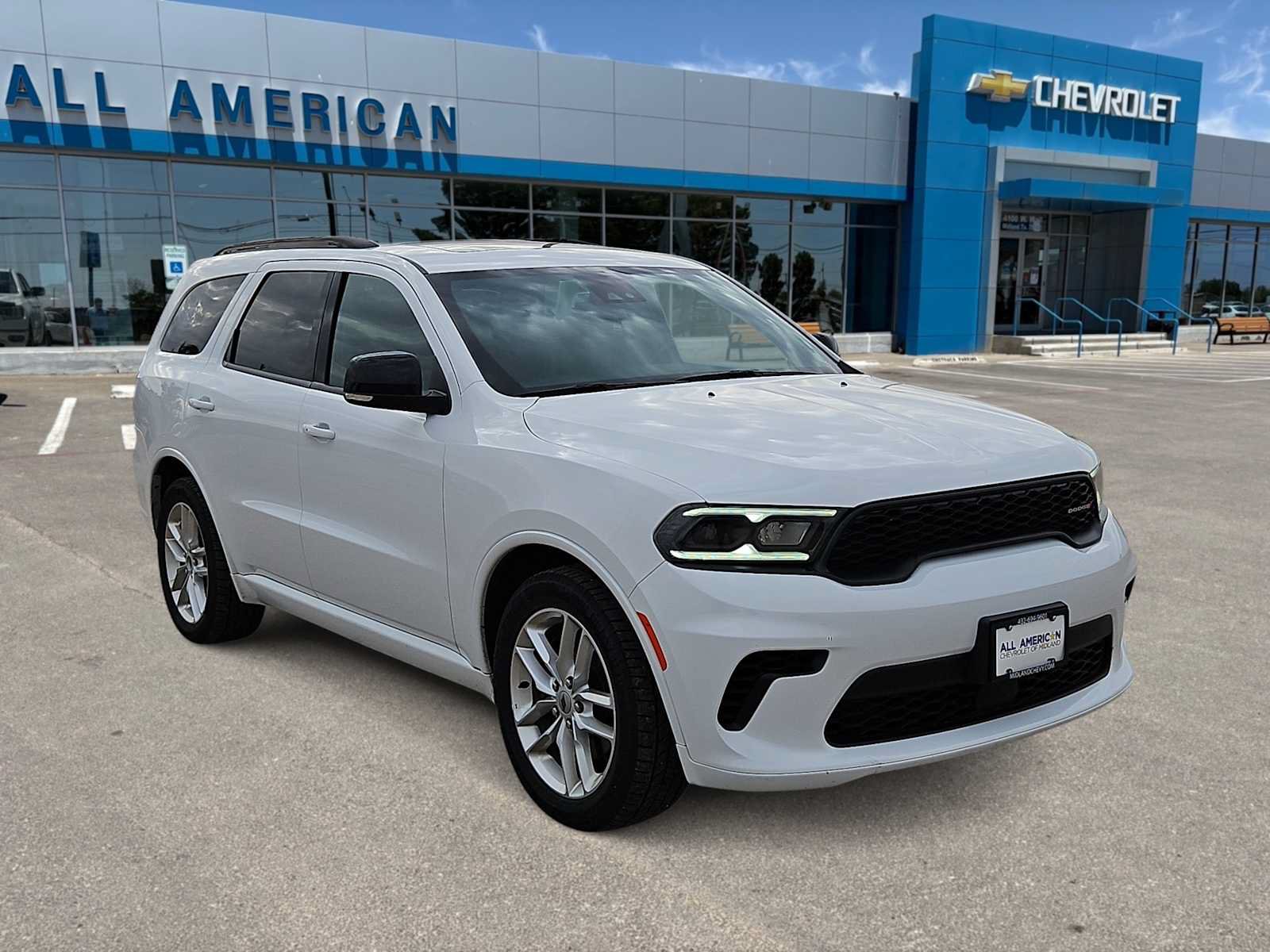 Used 2024 Dodge Durango GT RWD image 2
