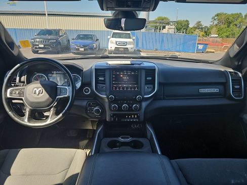 Used 2021 RAM 1500 Big Horn AWD/4WD image 10