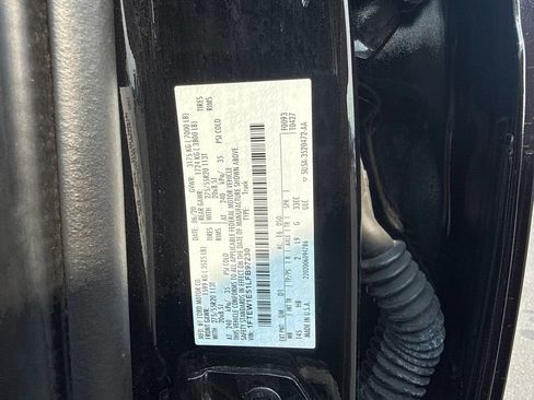Used 2020 Ford F150 Lariat AWD/4WD image 11