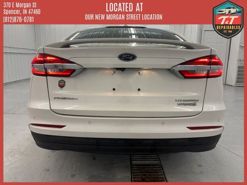 Used 2020 Ford Fusion Titanium FWD image 4