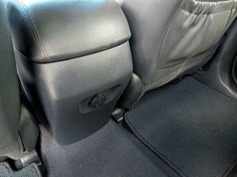 Used 2017 Hyundai Santa Fe FWD w/ SE Ultimate Tech Package 03 image 37