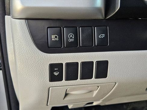 Used 2018 Toyota Highlander XLE AWD/4WD image 26