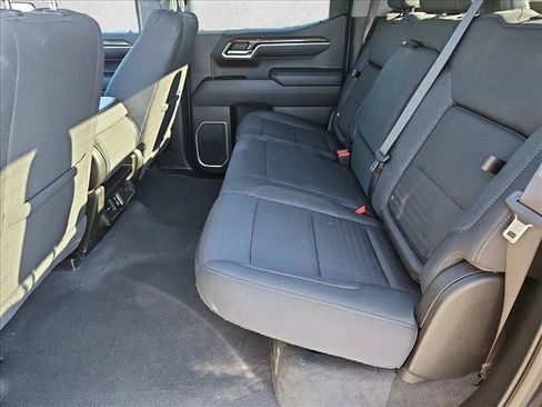 Used 2022 GMC Sierra 1500 Elevation RWD image 17