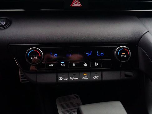 New 2026 Hyundai Elantra Sport FWD image 12
