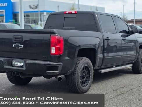 Used 2018 Chevrolet Silverado 1500 LTZ Z71 w/ Midnight Edition image 10