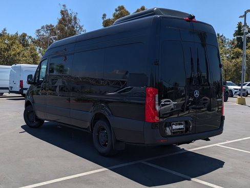 New 2025 Mercedes-Benz Sprinter 2500 image 2