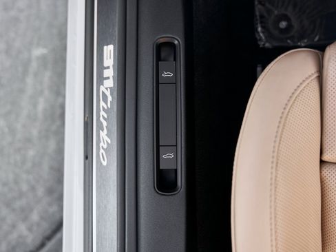Used 2024 Porsche 911 Turbo image 33