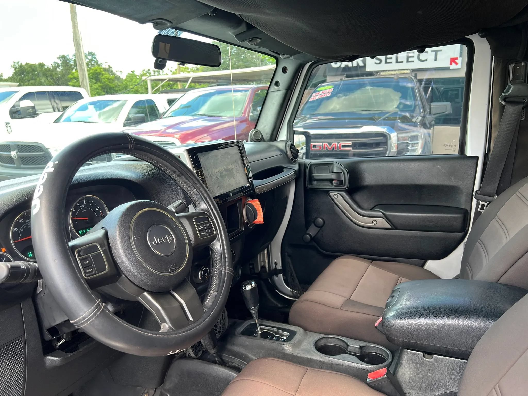Used 2012 Jeep Wrangler Sport AWD/4WD image 8