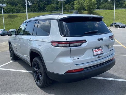 New 2025 Jeep Grand Cherokee L Limited w/ Luxury Tech Group II image 5