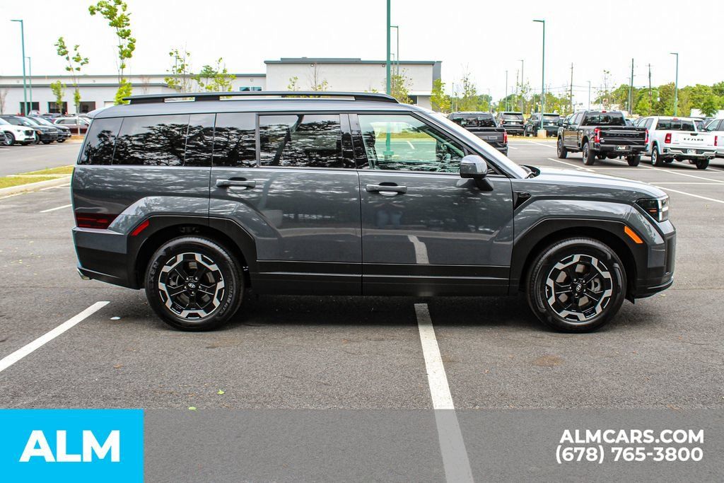 Used 2026 Hyundai Santa Fe SEL FWD image 8