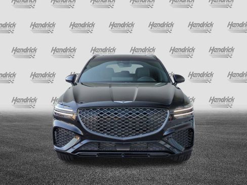 Used 2023 Genesis GV70 2.5T w/ Sport Prestige Package AWD/4WD image 3