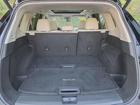 Certified 2023 Nissan Rogue SL w/ SL Premium Package AWD/4WD image 37