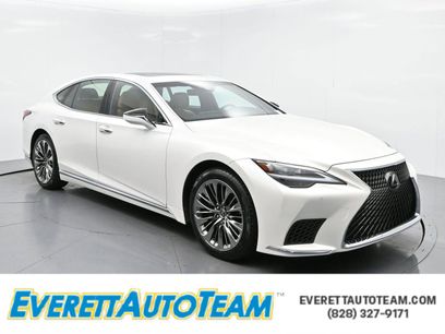 Used 2022 Lexus LS 500 w/ Accessory Package (Z1)
