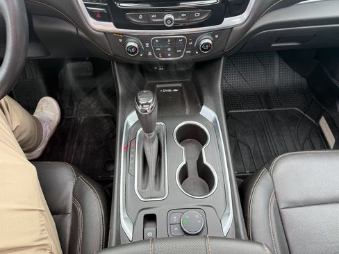 Used 2020 Chevrolet Traverse Premier w/ Redline Edition AWD/4WD image 31