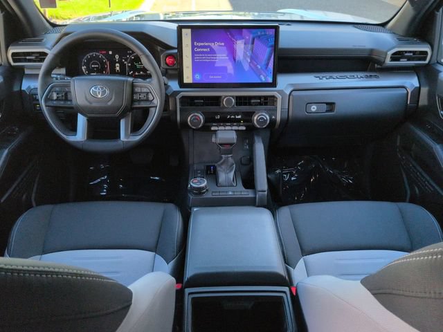 Certified 2025 Toyota Tacoma TRD Off-Road AWD/4WD image 15