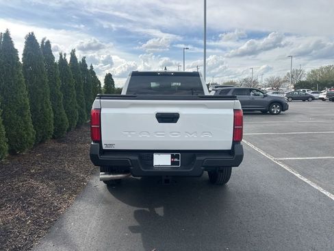 Certified 2025 Toyota Tacoma SR image 6