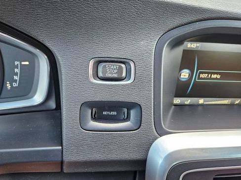 Used 2015 Volvo V60 T5 Premier FWD image 22
