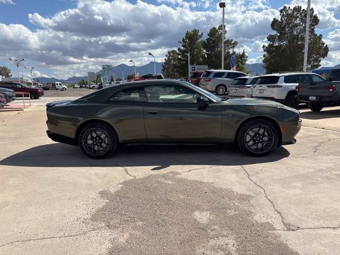 New 2026 Dodge Charger Scat Pack w/ Blacktop Package AWD/4WD image 4