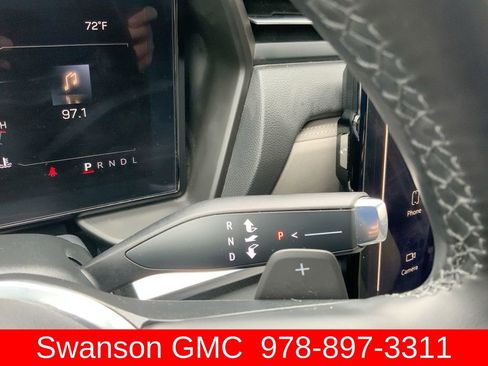Used 2025 GMC Terrain Elevation AWD/4WD image 16