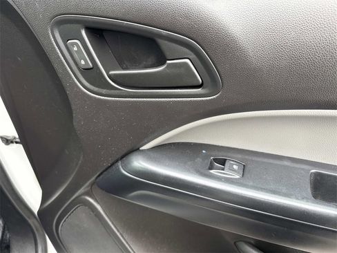 Used 2018 Chevrolet Colorado 2WD Extended Cab image 25