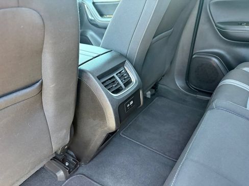Used 2025 Chevrolet Blazer LT FWD image 24