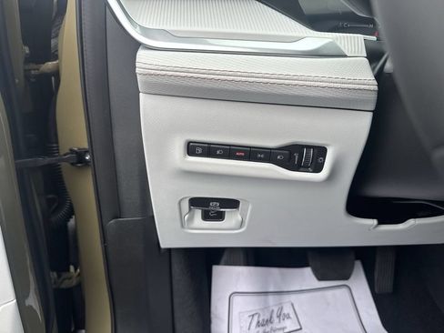 New 2026 Jeep Cherokee Overland w/ Advanced Pro Tech Group AWD/4WD image 20