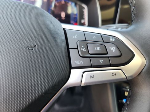 New 2025 Volkswagen Jetta SEL image 32