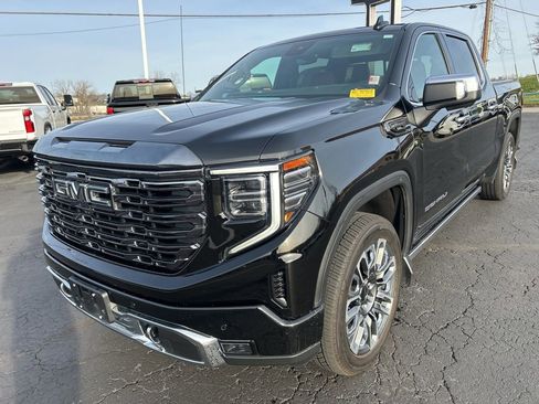 Used 2023 GMC Sierra 1500 Denali Ultimate image 9