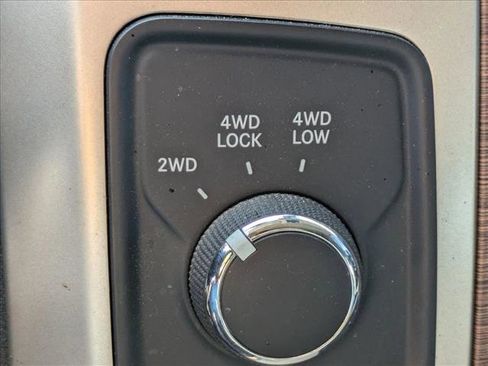 Used 2015 RAM 2500 Laramie image 14