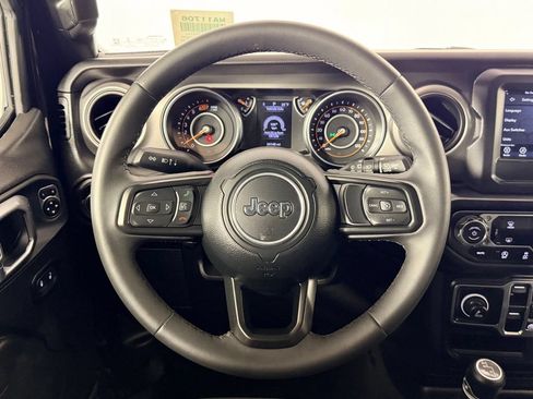 Used 2023 Jeep Wrangler Unlimited Sport AWD/4WD image 13