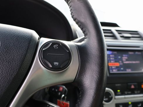 Used 2013 Toyota Camry SE image 27