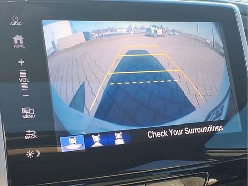 Used 2017 Honda Pilot EX-L image 10