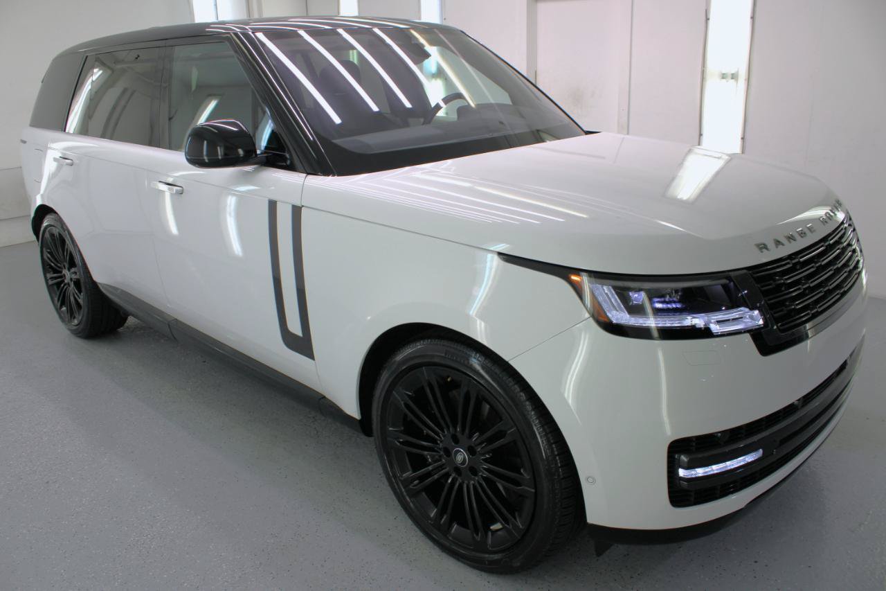 Used 2022 Land Rover Range Rover Long Wheelbase SE AWD/4WD image 11