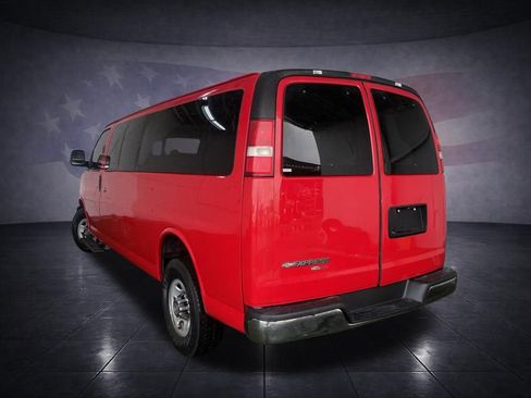 Used 2015 Chevrolet Express 3500 LS w/ Chrome Appearance Package RWD image 3